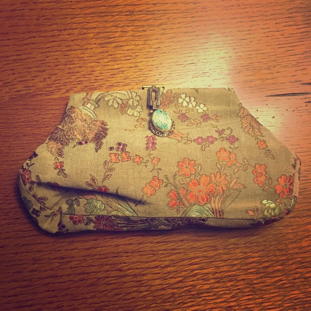 Vintage clutch